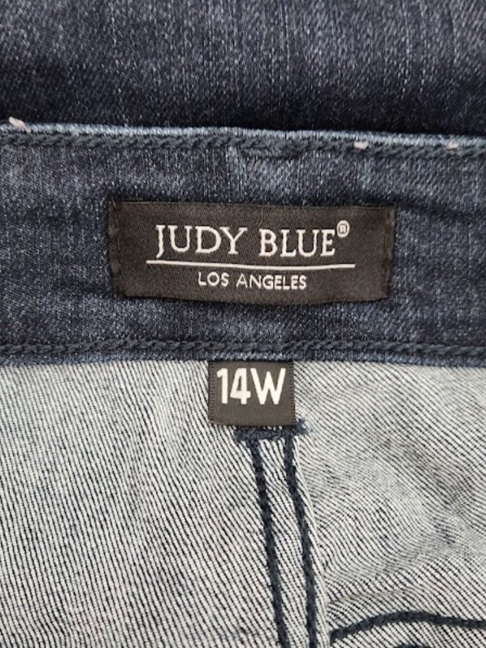 Judy Blue Woman's Skinny Fit Jeans Size 14W - Picture 4 of 5